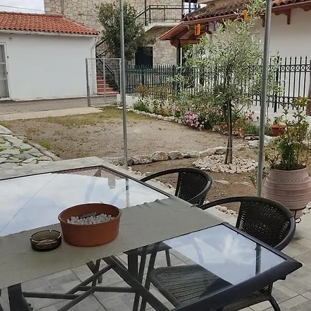 Nikolas House - το σπιτι του νικολα * Archea Pissa