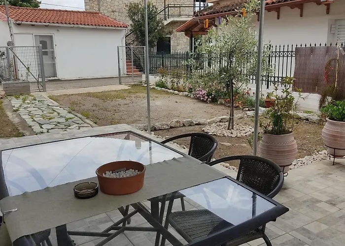 Nikolas House - το σπιτι του νικολα * Archea Pissa